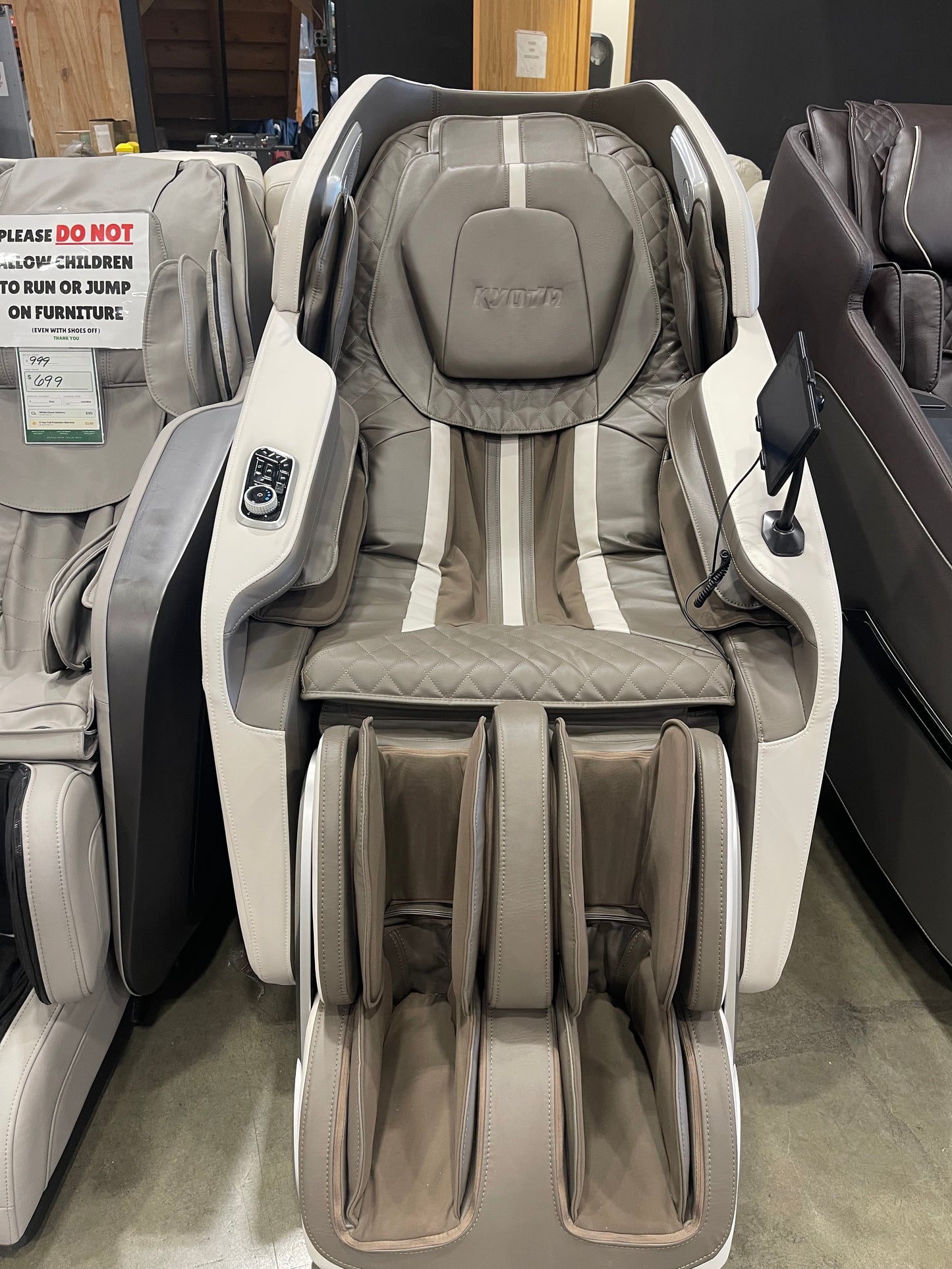 Kyota M698 4D Massage Chair – Full Body Zero Gravity Massage Experience