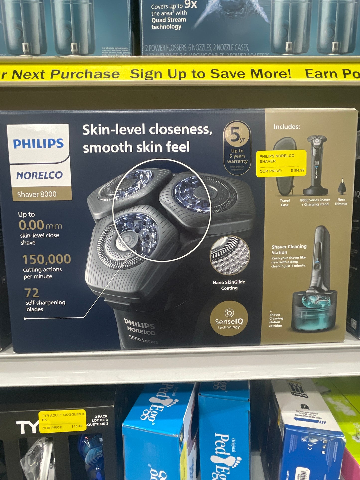 Philips Norelco Shaver 8000