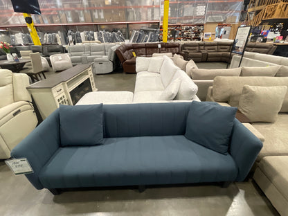 Jaxson sofa