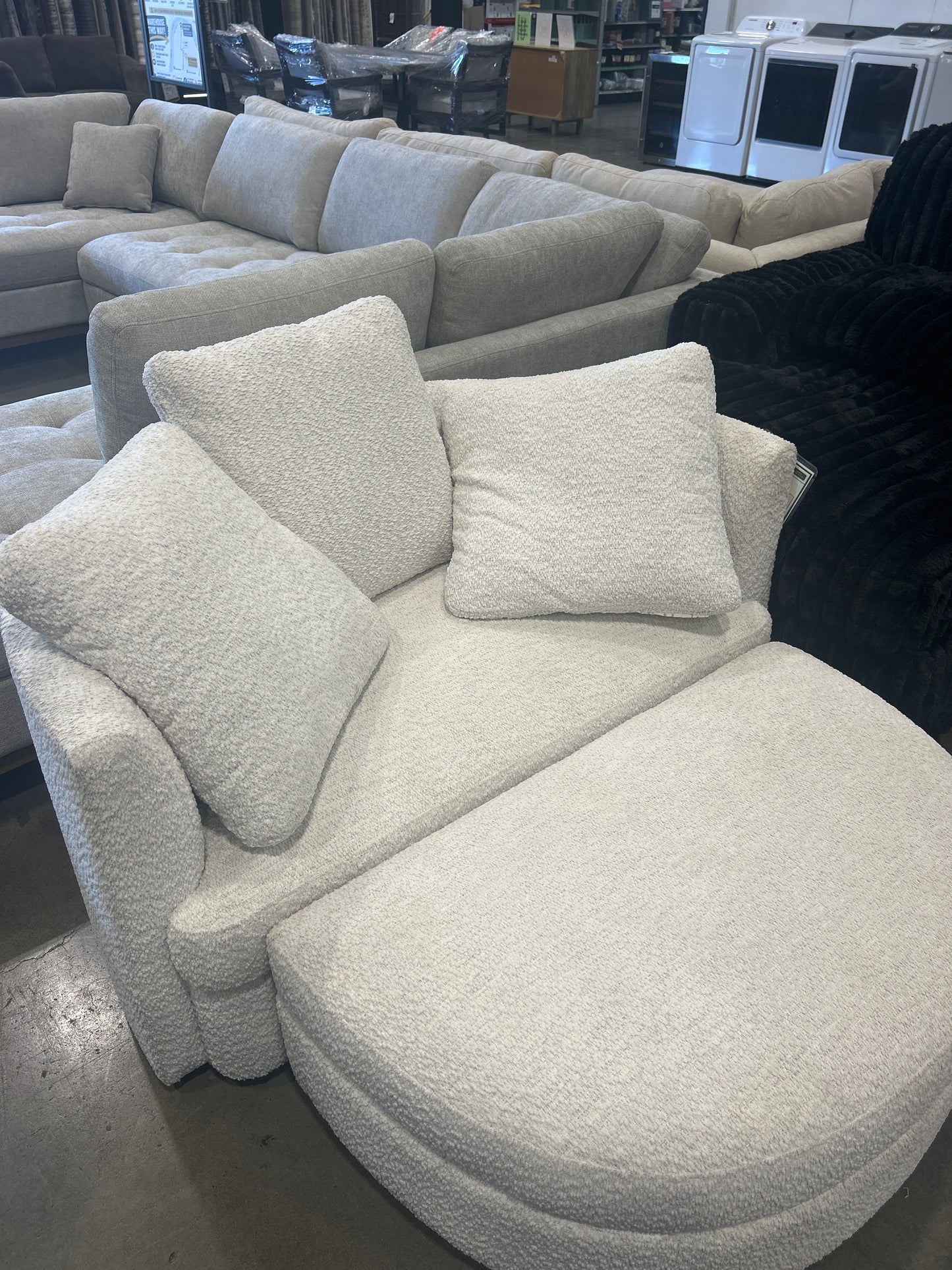 Holley Nook Chair