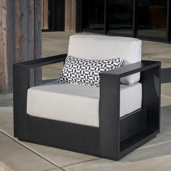 Modern 4-Piece Outdoor Conversation Set